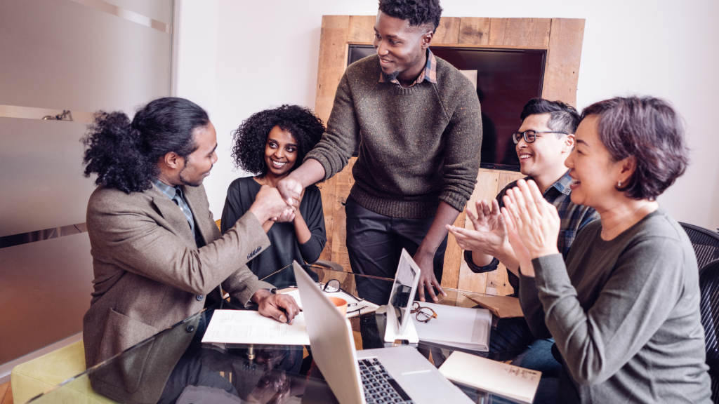 Maximizing debt recovery, best practices for UK businesses, team of debt collectors 